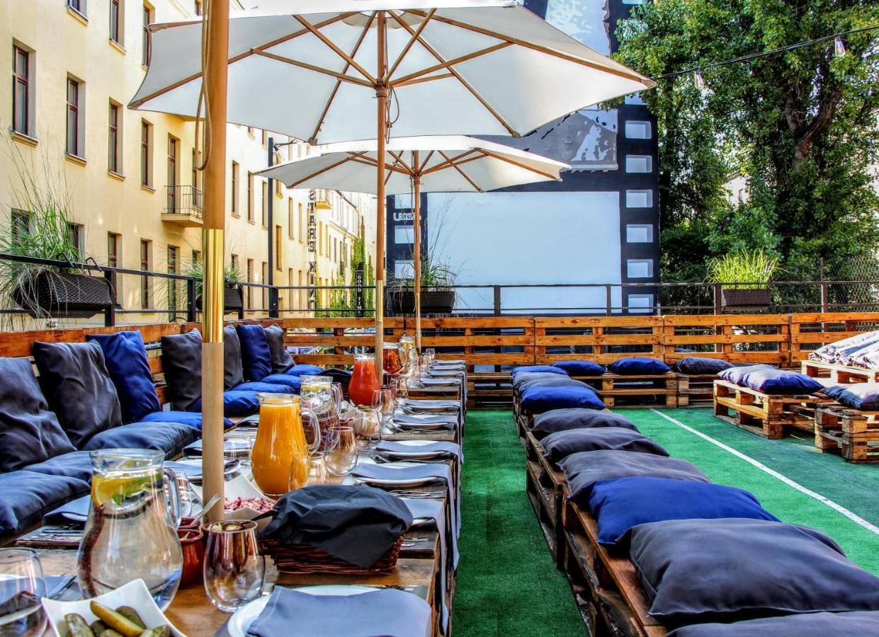 Stare Kino Cinema Residence วูดช์ ภายนอก รูปภาพ
