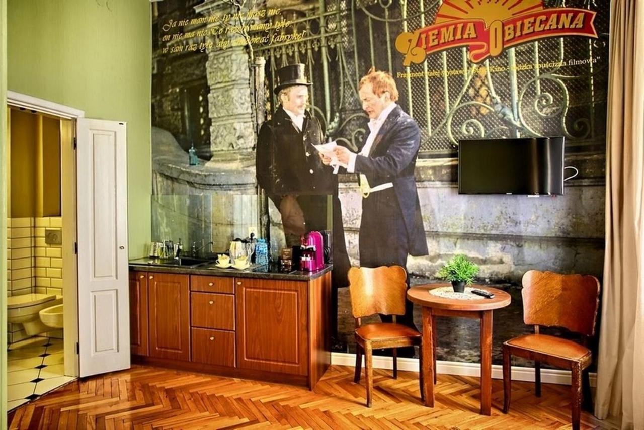 Stare Kino Cinema Residence วูดช์ ภายนอก รูปภาพ